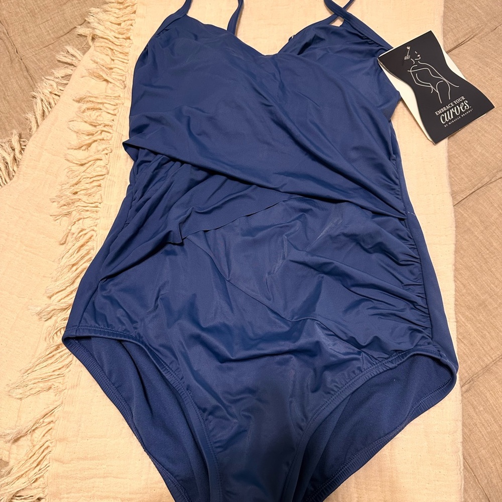 BNWT navy blue swimsuit